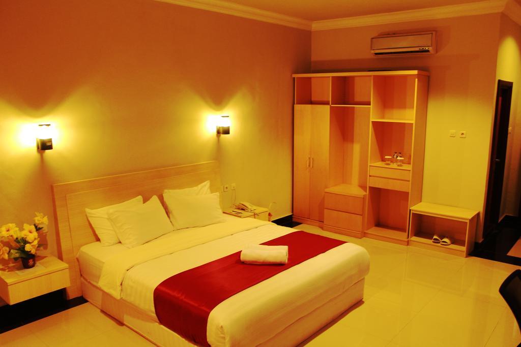 Raja Residence Jambi Pokoj fotografie